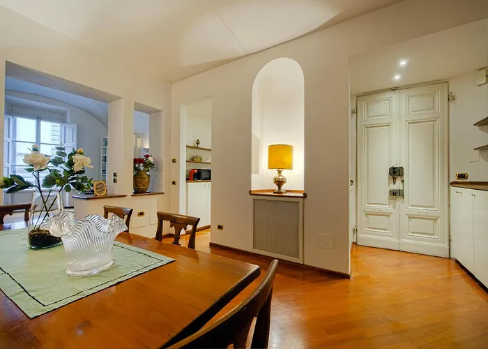 Lungarno Prestige - Residenza Nobiliare Florence